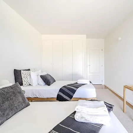 Tatil Evi Ge House By House And People