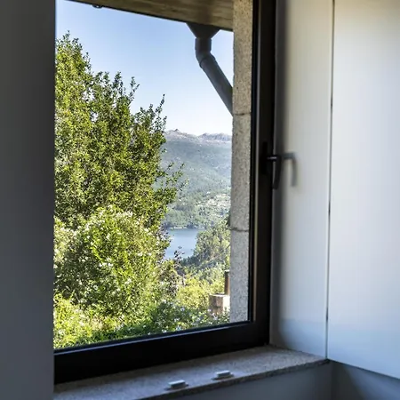 Ge House By House And People Tatil Evi