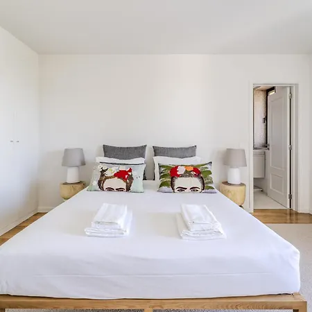 Ge House By House And People * Caniçada