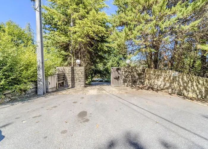 Ge House By House And People Дом отдыха