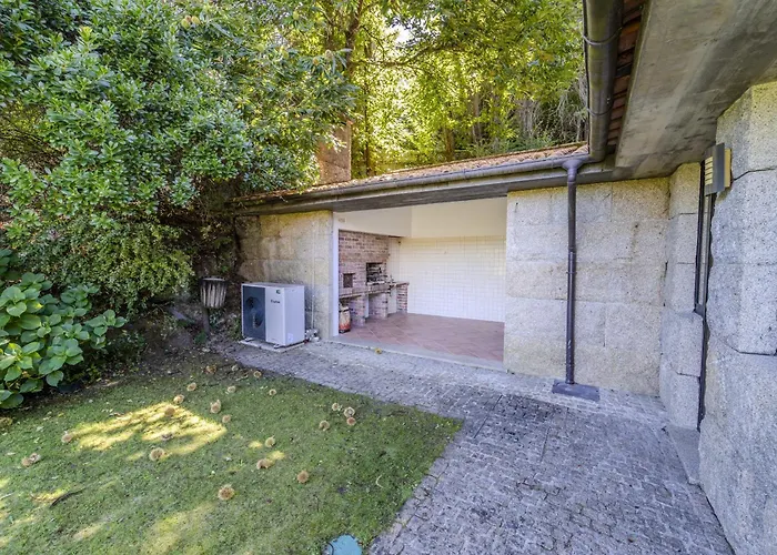 Ge House By House And People Дом отдыха Канисада