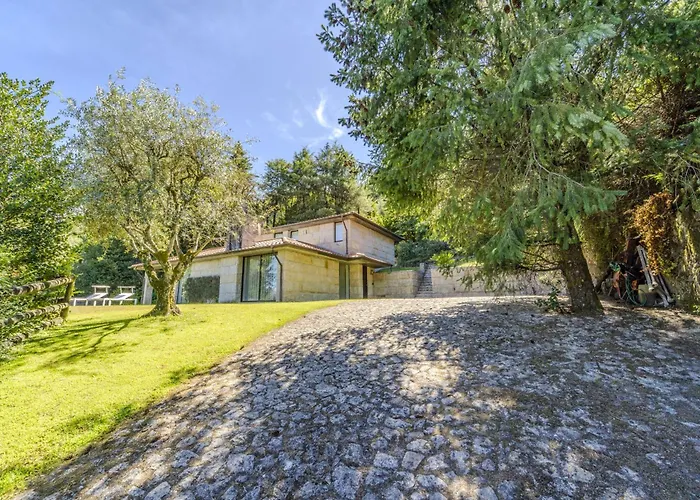 Ge House By House And People Дом отдыха *